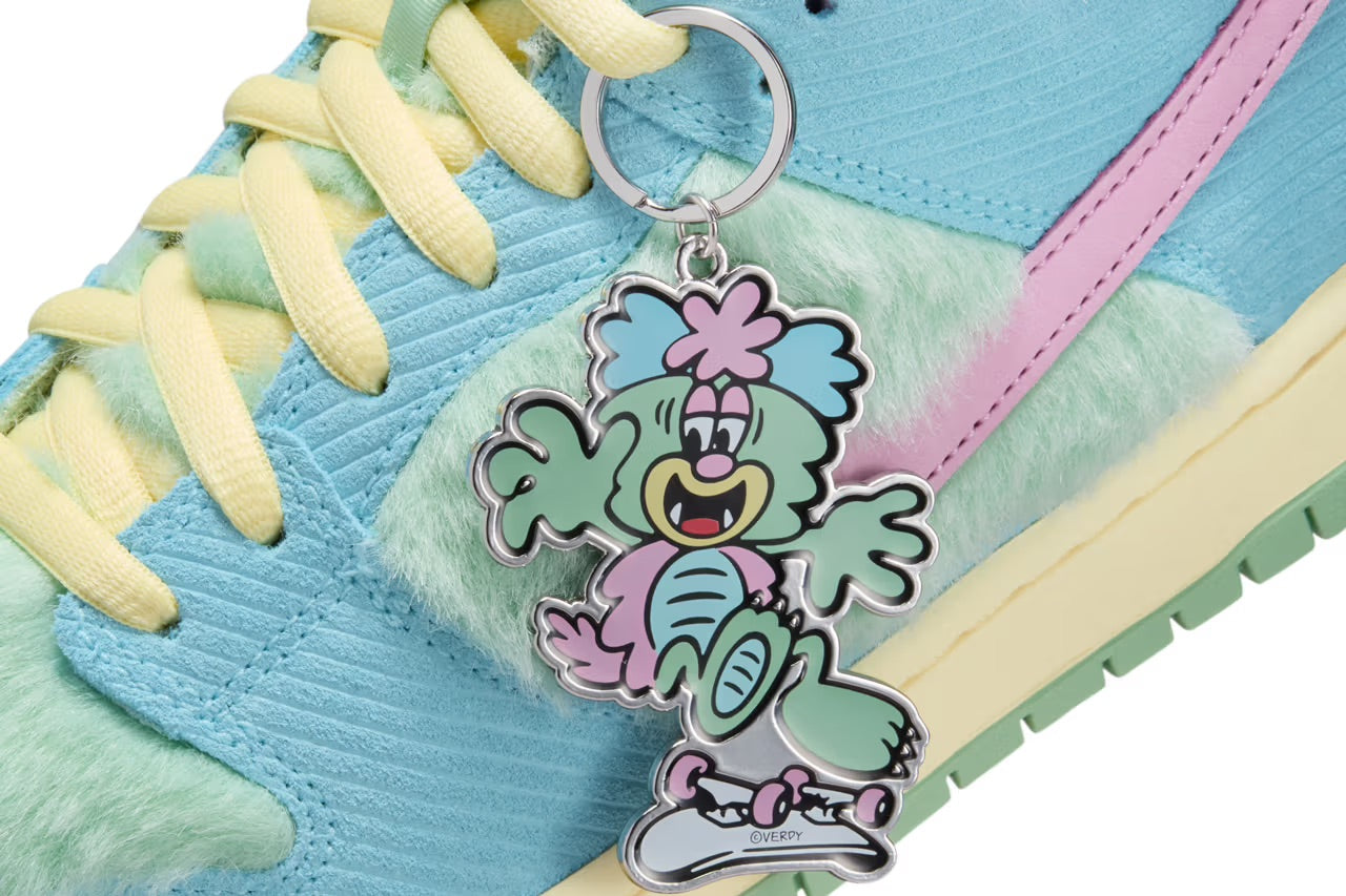 Nike SB Dunk Low PRM QS Verdy Visty - FN6040 400