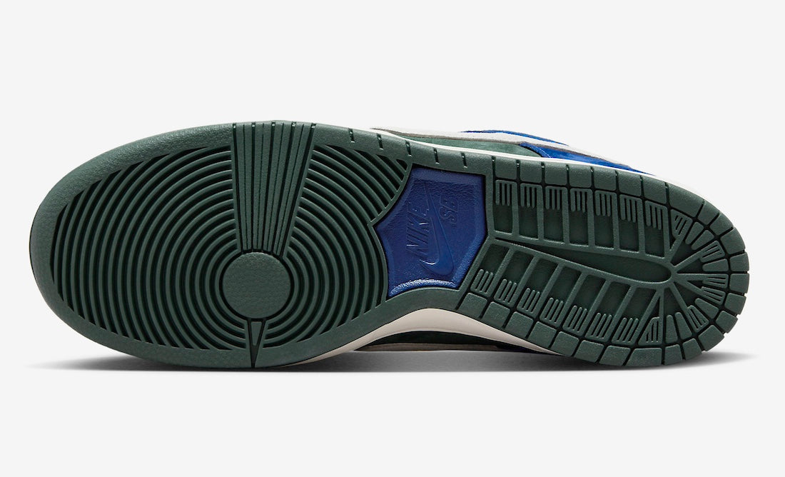 Nike SB Dunk Low Pro Deep Royal Blue - HF3704 400
