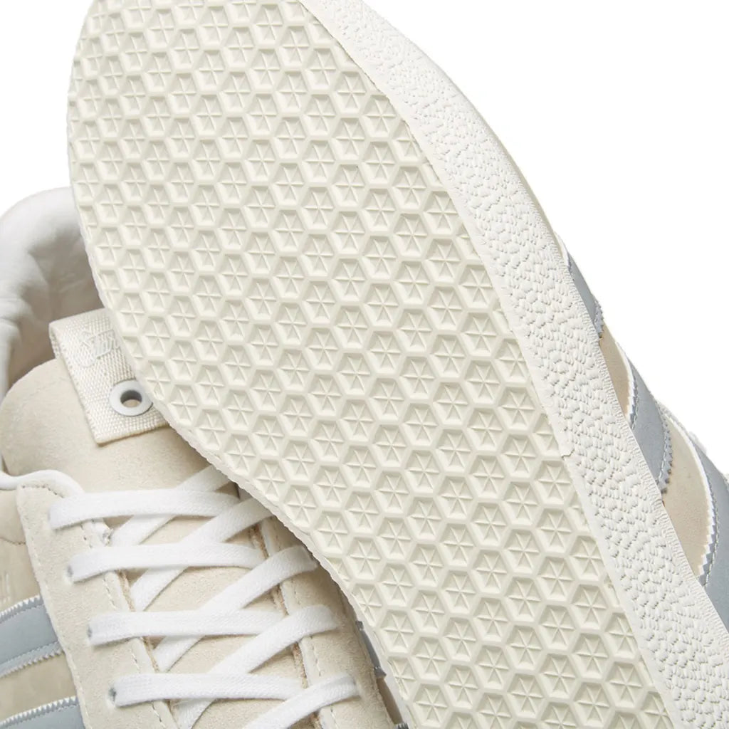 Adidas x Alife x Starcow Gazelle Core White - CM7999