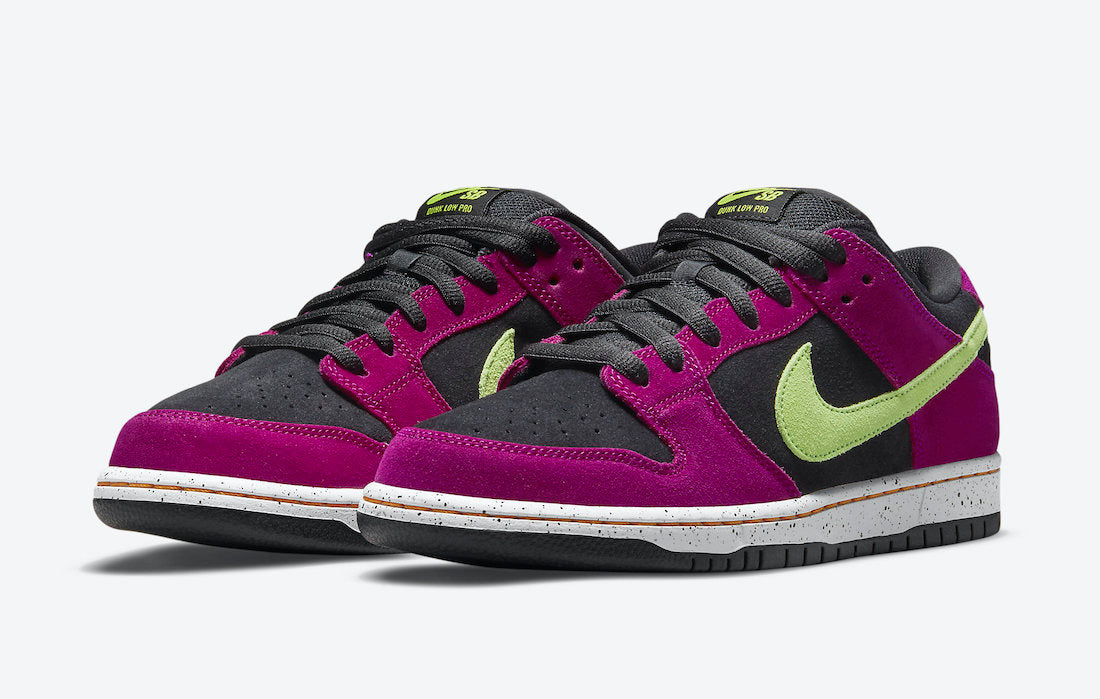 Nike SB Dunk Low Pro ACG Red Plum - BQ6817 501