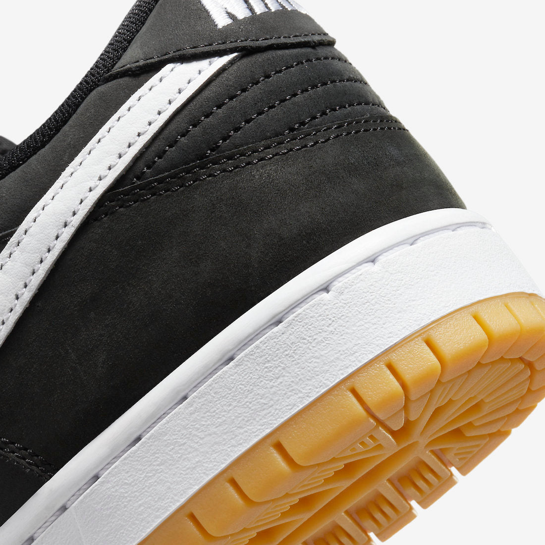 Nike SB Dunk Low Pro Black Gum - CD2563 006