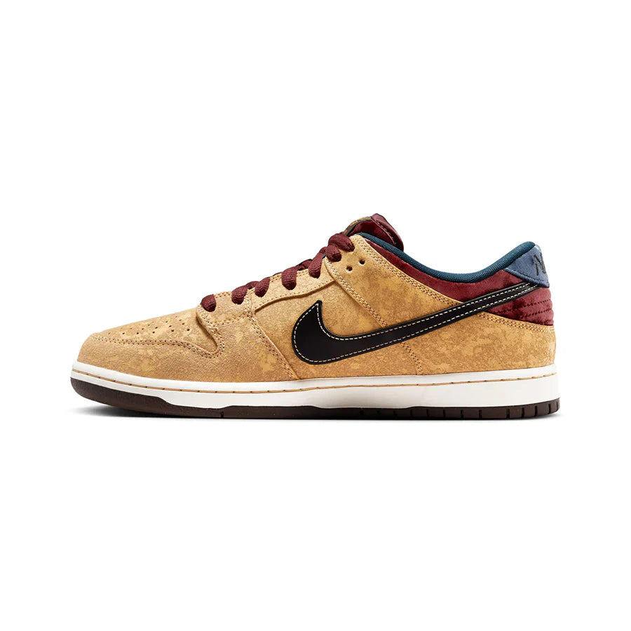 Nike SB Dunk Low Pro City of Cinema  - FZ1278-200