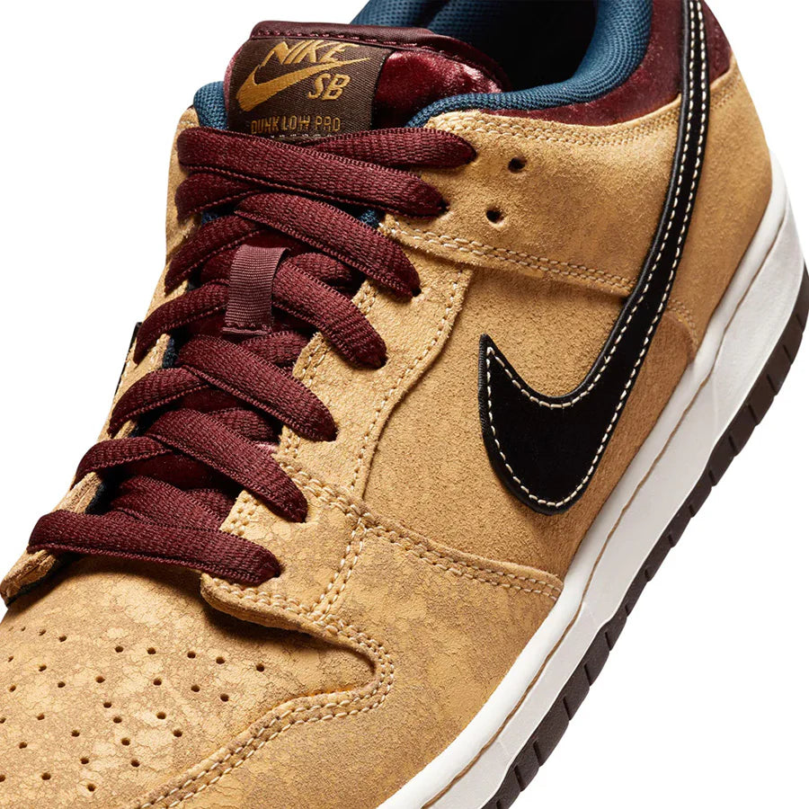 Nike SB Dunk Low Pro City of Cinema  - FZ1278-200