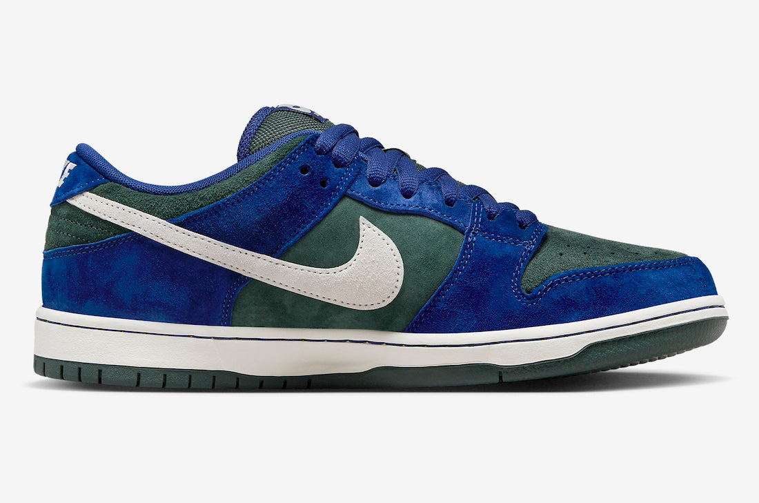Nike SB Dunk Low Pro Deep Royal Blue - HF3704 400