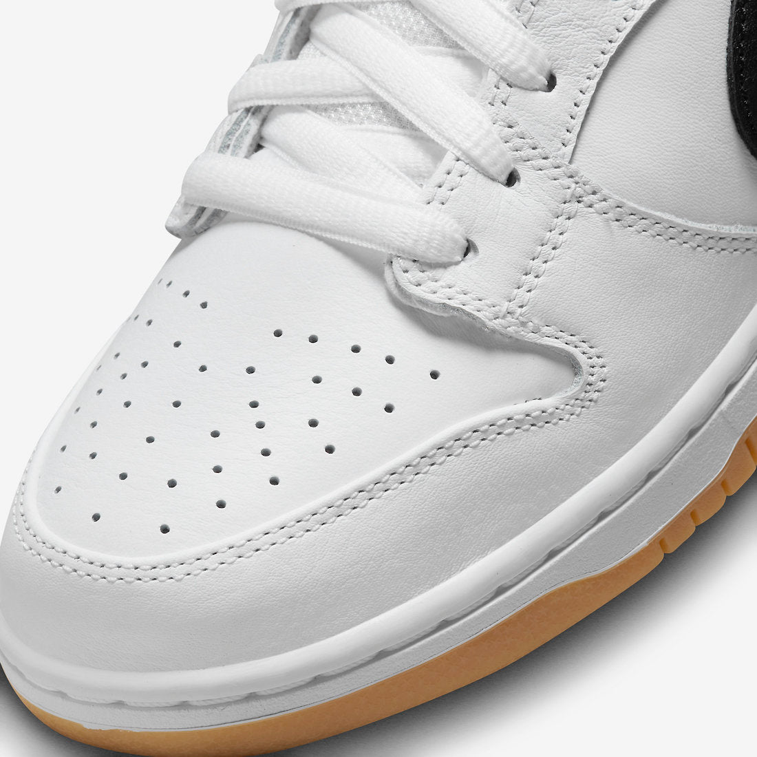 Nike SB Dunk Low Pro White Gum - CD2563 101